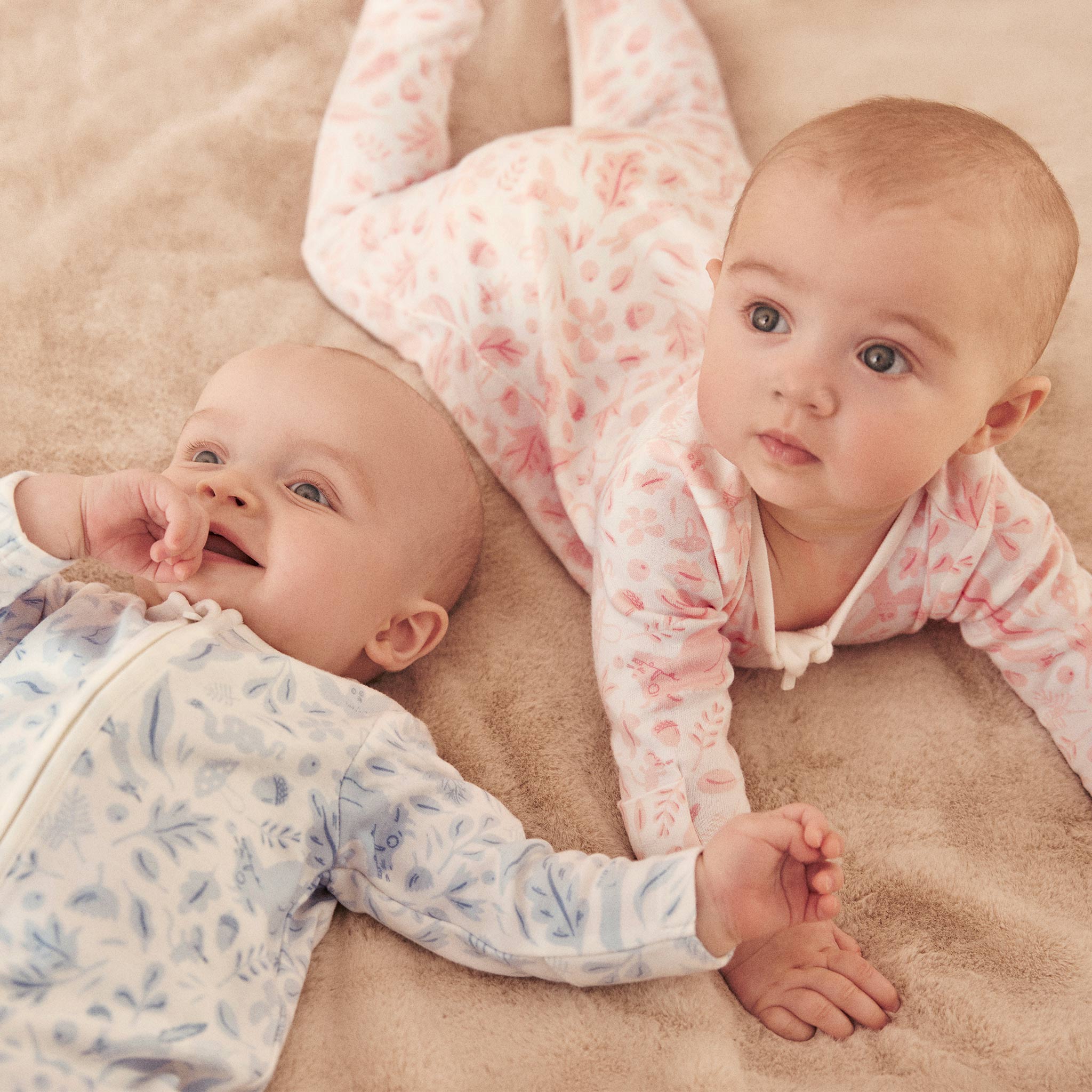 Botanical_Clever_Zip_Sleepsuit_Gruffalo_Foxglove_Pink_Zip-Up_Sleepsuit_271_37d6c337-5464-4520-b177-fb3bb13dd479