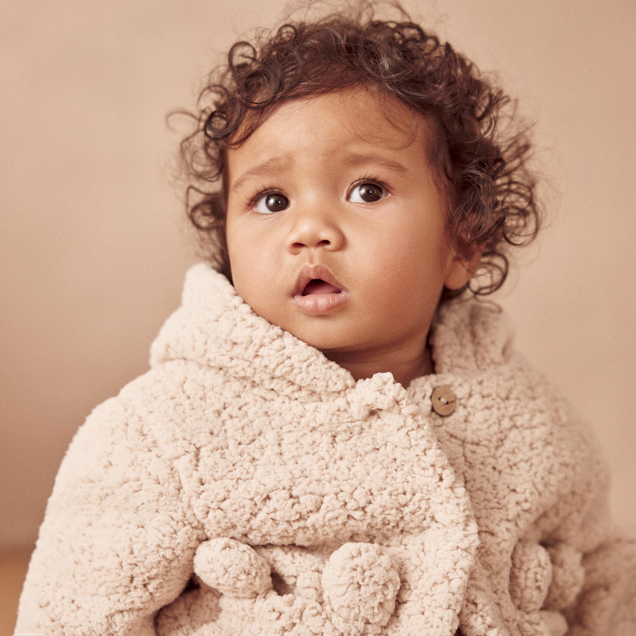 TEDDY_COAT_TEDDY_TRAPPER_HAT_KNITTED_RIBBED_LEGGING_OATMEAL_TEDDY_BOOTIES_009_WEB